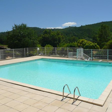 Mazet De Vacances Dans Le Domaine De L'Espai Saint-Martin-de-Bromes Luaran gambar