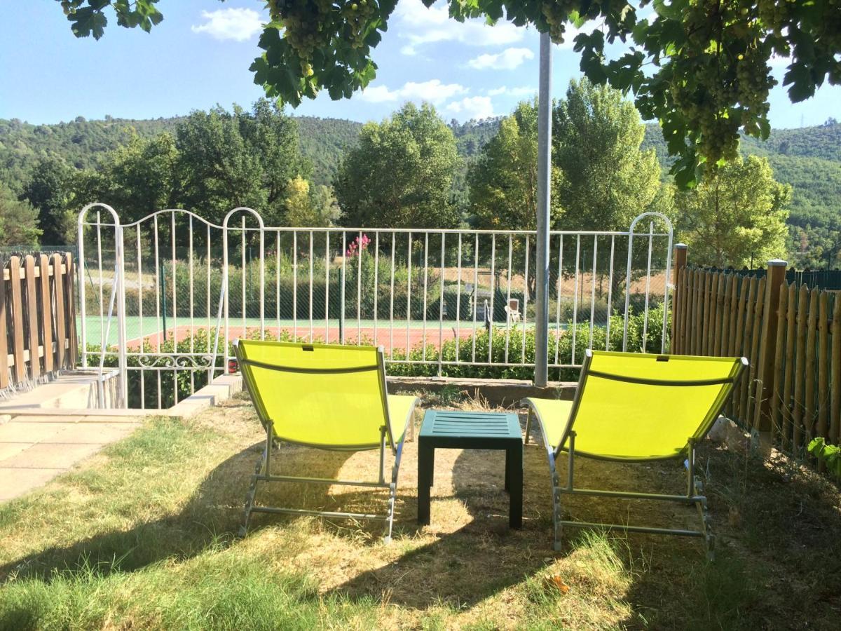 Mazet De Vacances Dans Le Domaine De L'Espai Saint-Martin-de-Bromes Luaran gambar