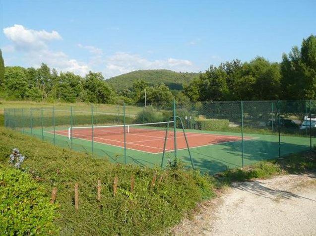 Mazet De Vacances Dans Le Domaine De L'Espai Saint-Martin-de-Bromes Luaran gambar